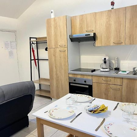 Le Mollien Apartment Calais Bagian luar foto